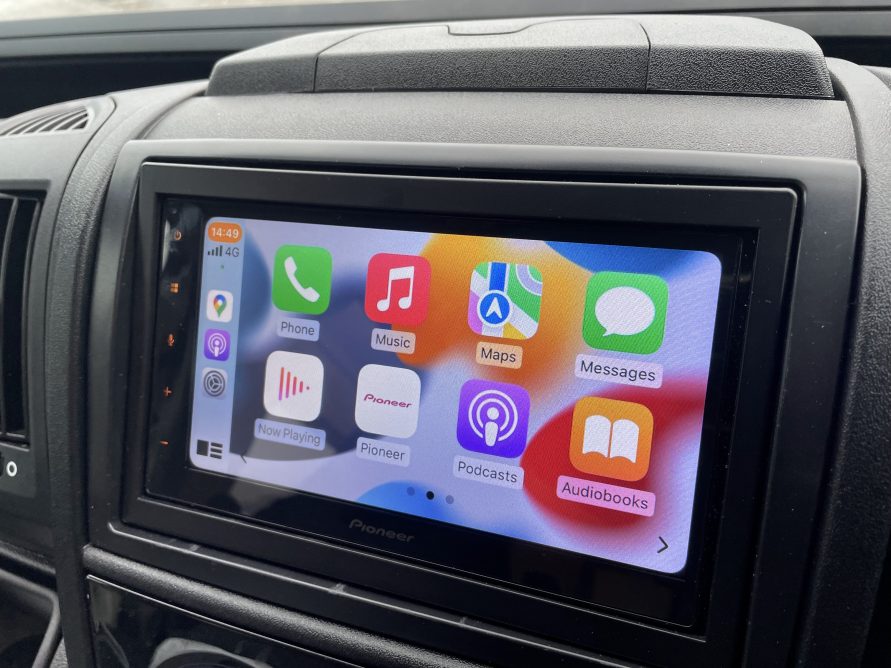 Android Auto and Apple Carplay Added